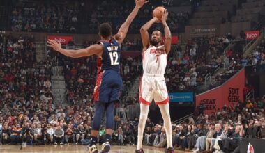 Cavs second-half rally not enough, fall to Rockets 114-104