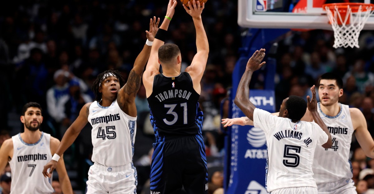 Player Grades: Mavericks lose 102-96 loss to Grizzlies