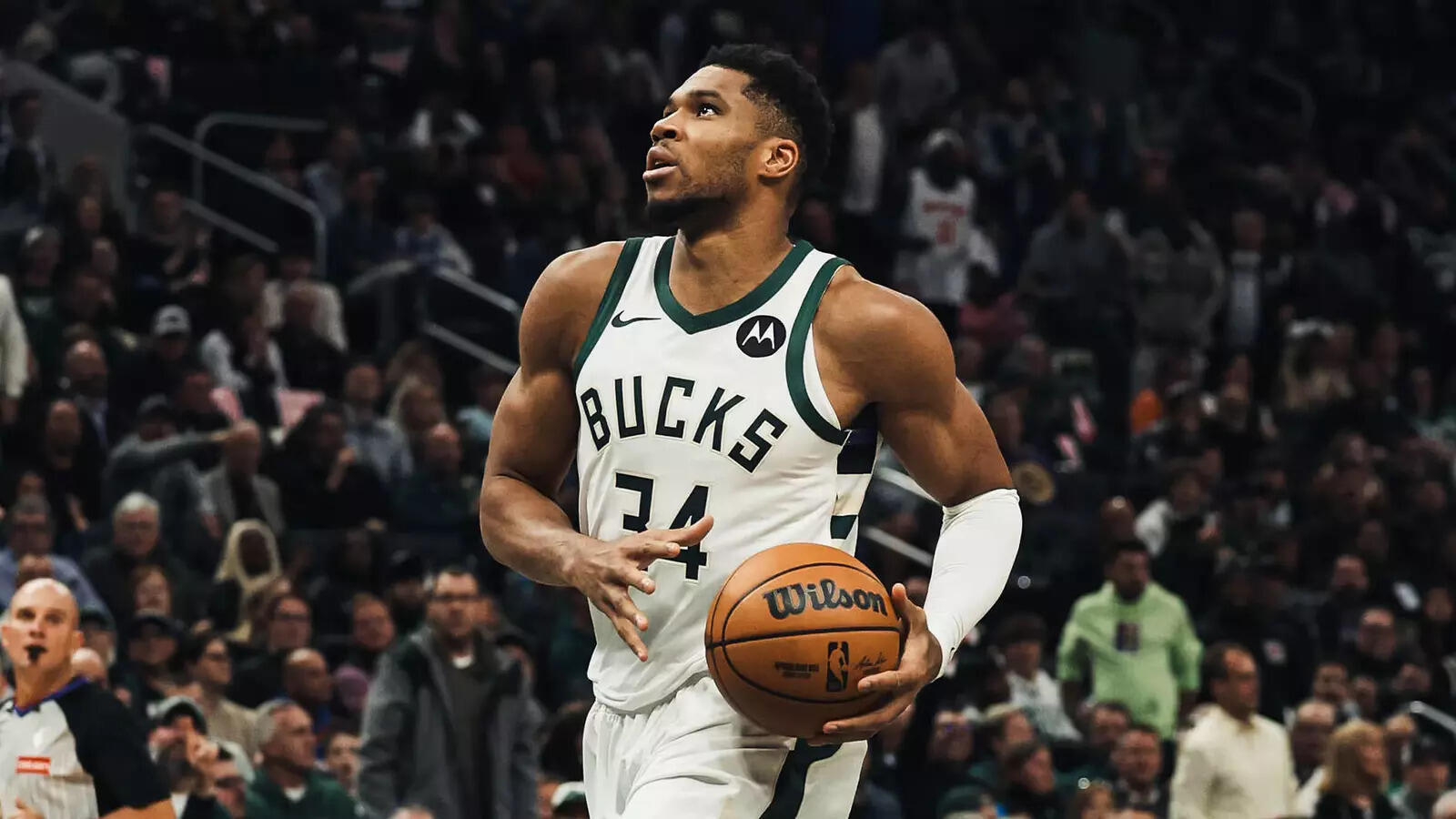 Giannis Antetokounmpo is an amazing player