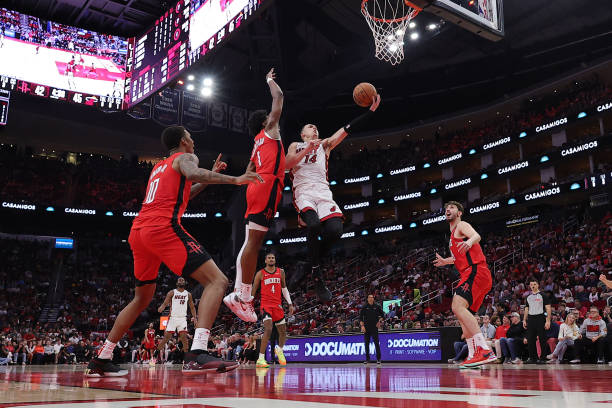 Heat vs. Hornets Predictions, Odds & Stats – Nov. 7