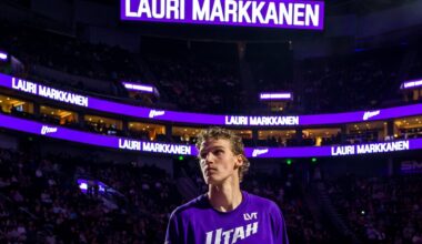Utah Jazz star Lauri Markkanen is scoring 30 points a night with fewer dribbles than anyone