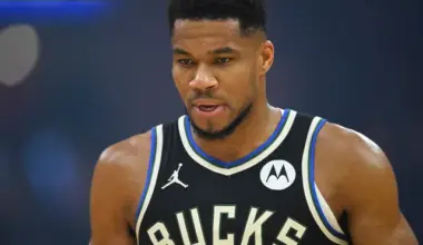 NBA: Bucks lose Giannis then crumble in Cleveland
