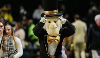 ACC Roundup - Wake Stuns Memphis At The Buzzer