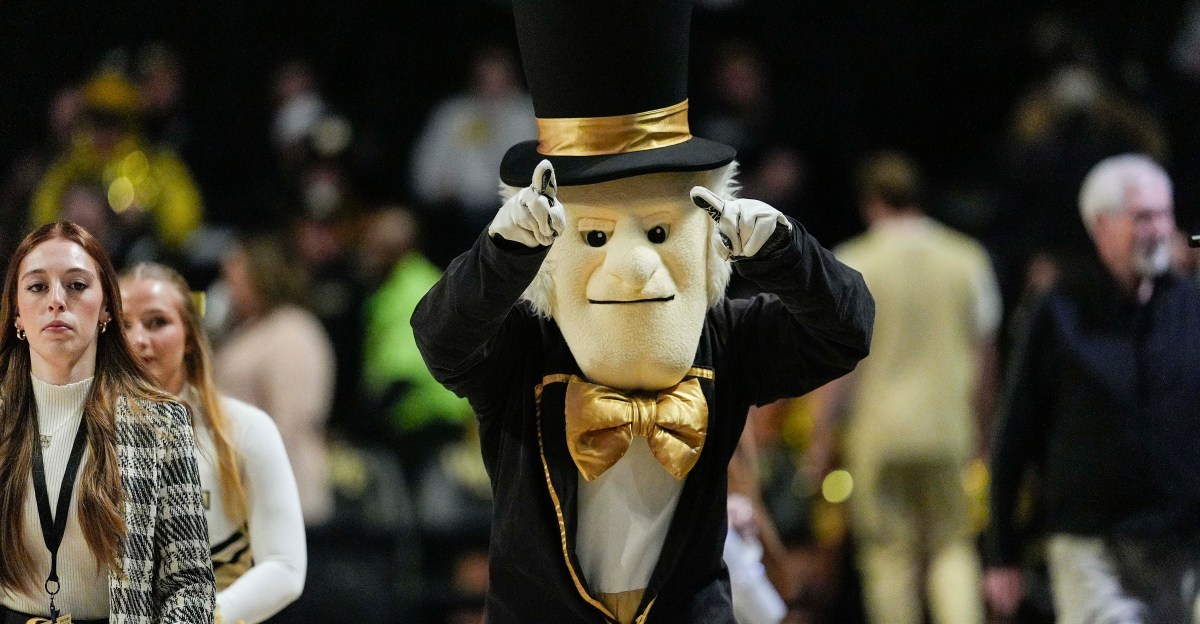 ACC Roundup - Wake Stuns Memphis At The Buzzer