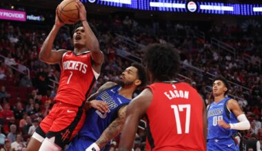 Rockets win fourth in a row, down Mavs 110-102