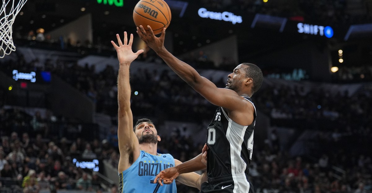 San Antonio vs. Memphis, Final Score: Harrison Barnes bails out the Spurs at home, 111-101