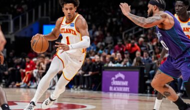 Hawks rally late to recover victory from Hornets