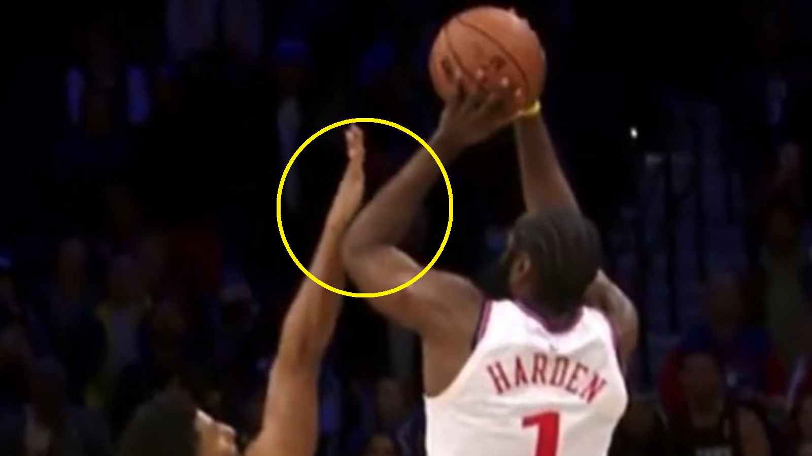 Clippers burned by a bad no-call on James Harden 3 to end the game