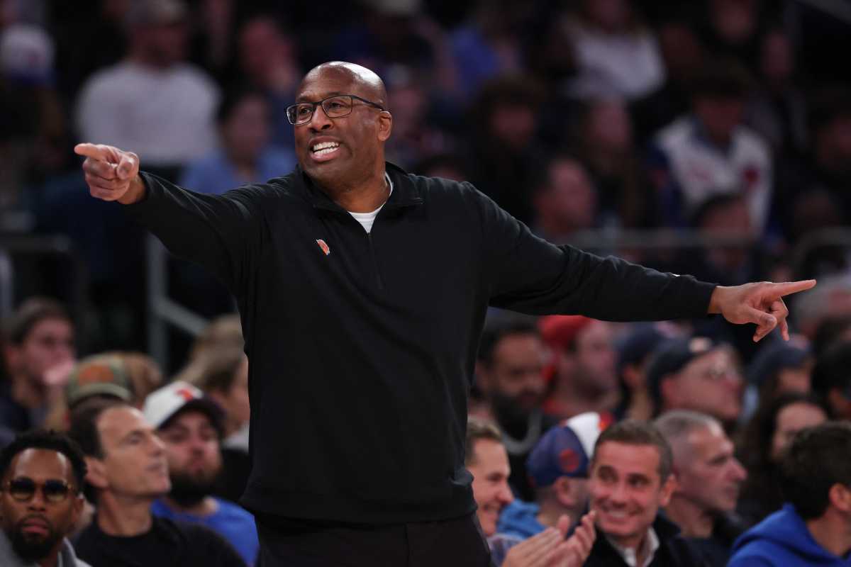 Knicks head coach Mike Brown acknowledged that the team is taking baby steps forward in better understanding of "quick decisions" between passing and shooting.