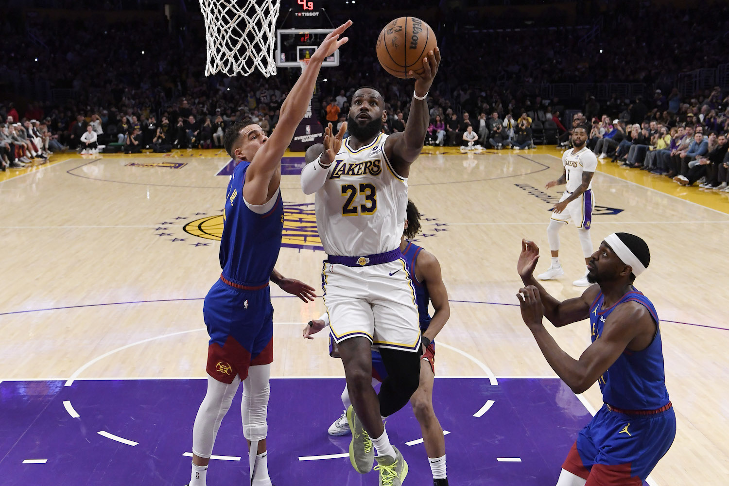 Lakers Look to Rebound vs. Injury-Depleted Pelicans on Road Trip