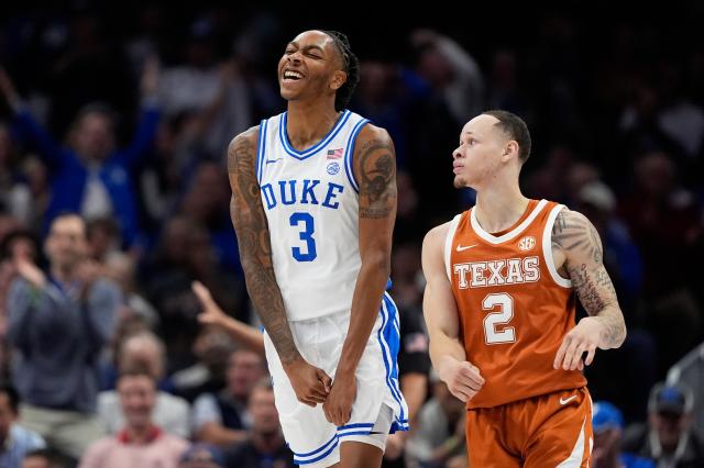 Evans, Boozer help No. 6 Duke overcome slow start and defeat Texas 75-60 in season opener :: WRALSportsFan.com