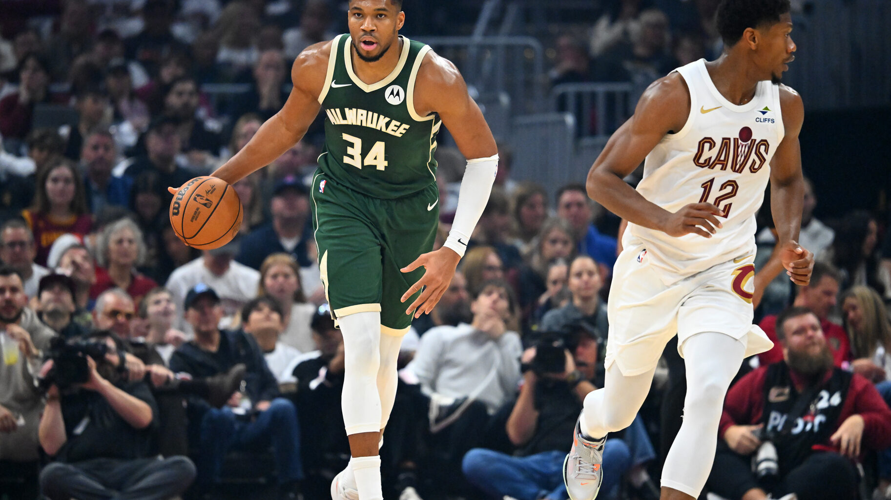 How to Watch the Milwaukee Bucks vs. Cleveland Cavaliers