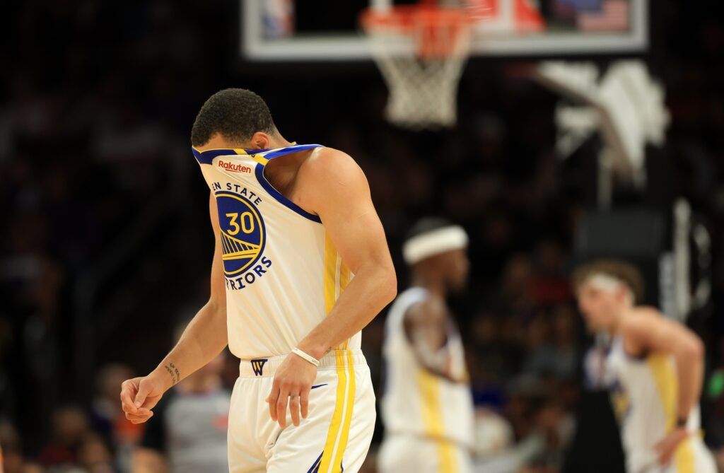 NBA Fans React To Steph Curry's Performance In Warriors-Thunder Game