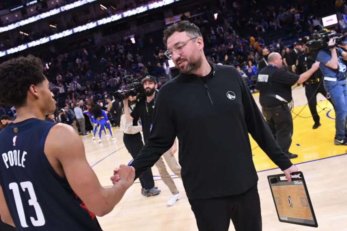 Warriors' Chris DeMarco emerges as contender in Liberty coaching search