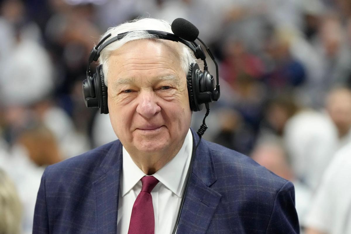 Start of college basketball season brings us the gift of Bill Raftery