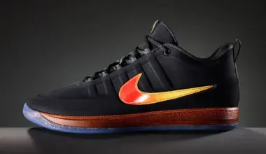 Devin Booker debuted the Nike Book 2, his second signature shoe, in Tuesday's game against the Trai...