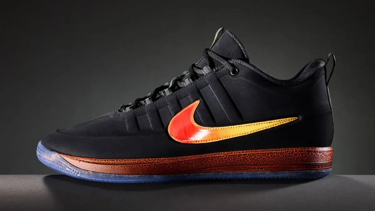 Devin Booker debuted the Nike Book 2, his second signature shoe, in Tuesday's game against the Trai...