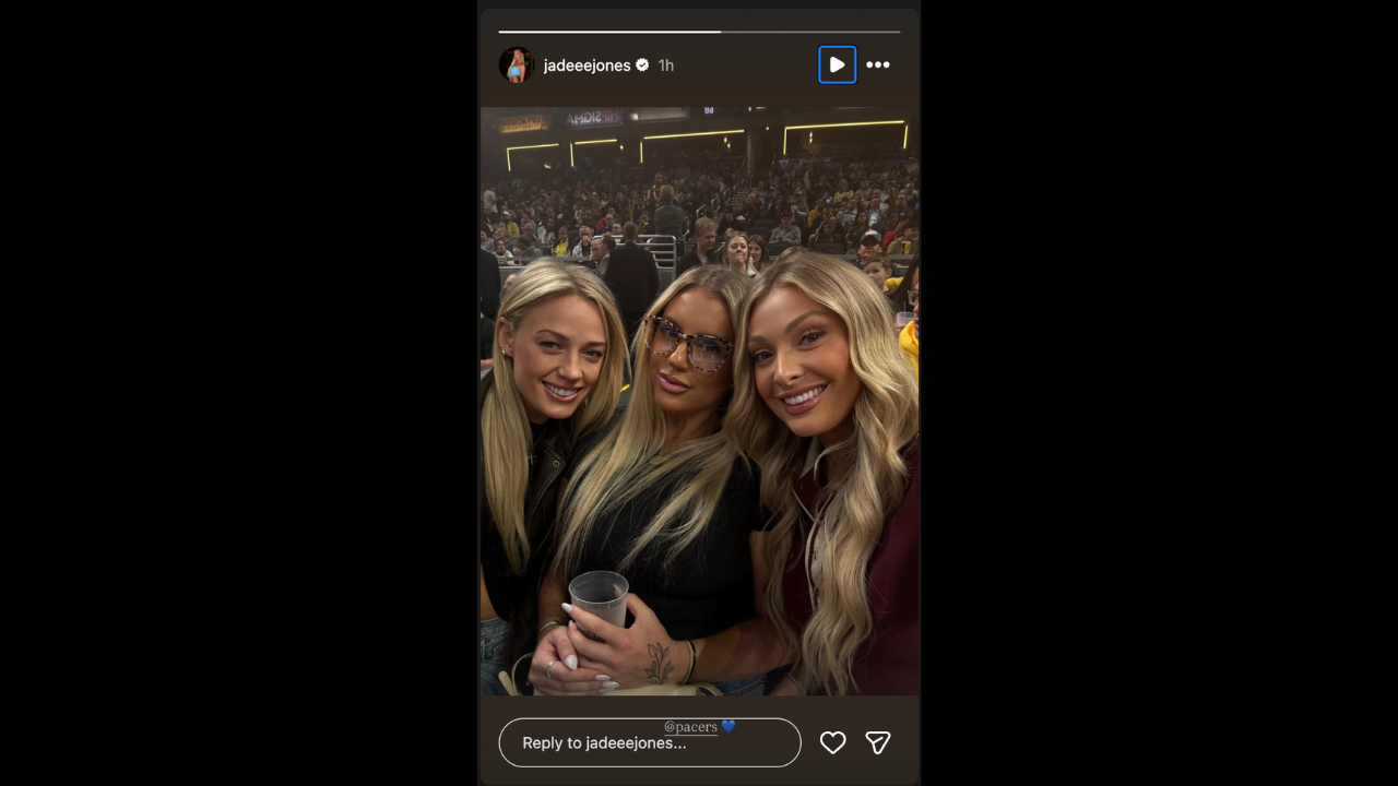 Image via Jade Jones/Instagram (Screengrab) Sophie Cunningham shared a fram with Jade Jones