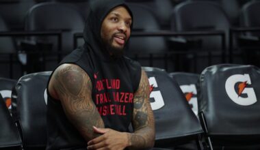 Trail Blazers Star Damian Lillard Receives a Heartwarming Reception in Milwaukee Return