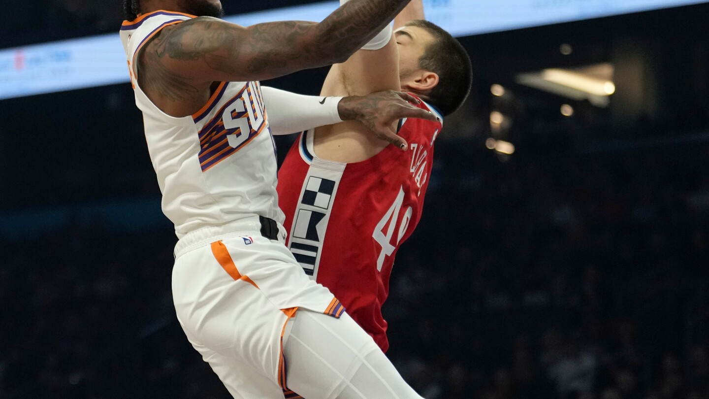 Green shines in Suns debut with 29 points, and Phoenix tops undermanned Clippers 115-102