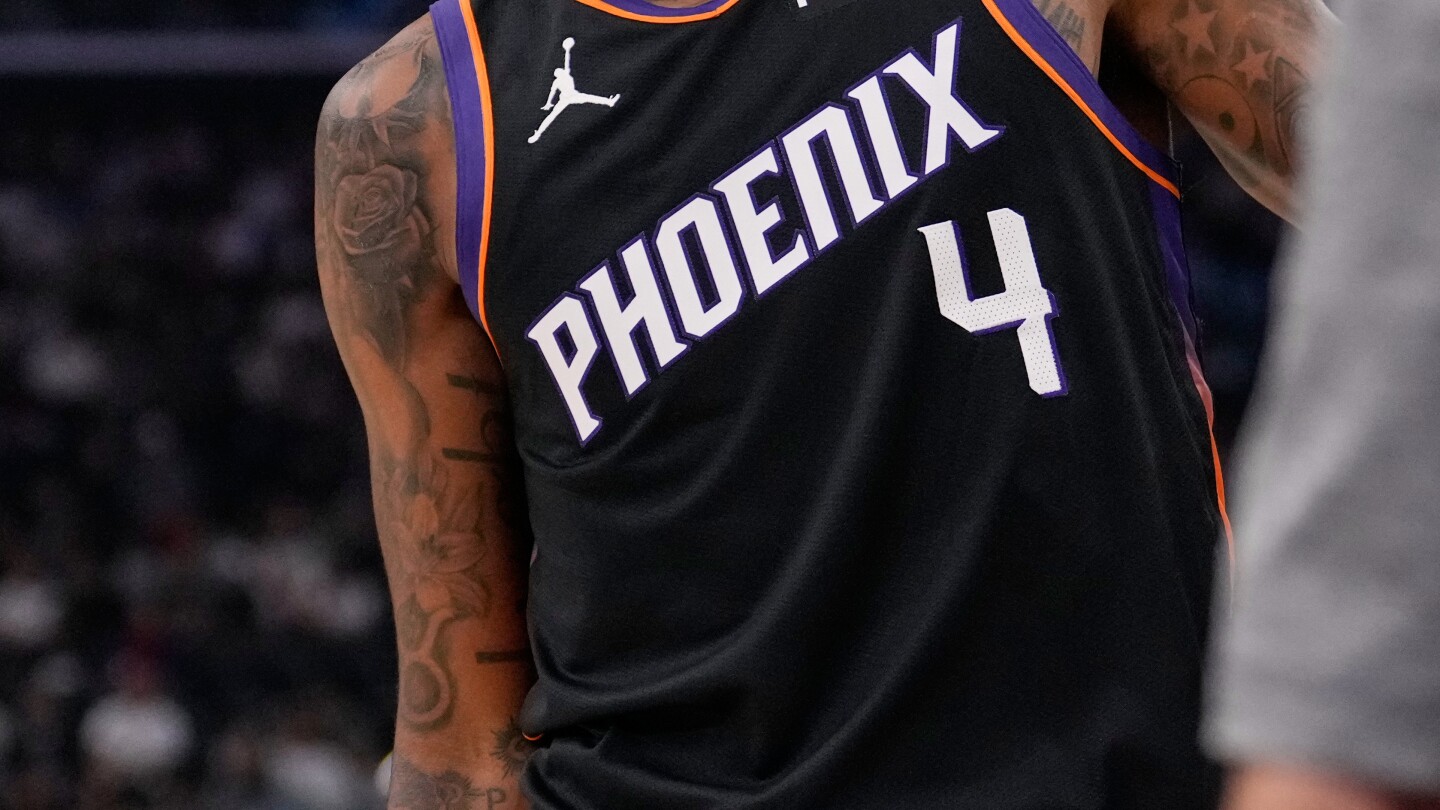 Suns' Jalen Green leaves game vs Clippers, apparently reaggravating his hamstring injury