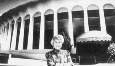 Claire Rothman dead: Forum president during Lakers' 'Showtime' dynasty
