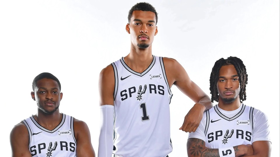 De'Aaron Fox and Victor Wembanyama pose on Spurs media day