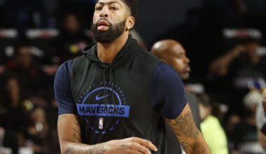 Report: Davis to return vs. Lakers after month-long absence