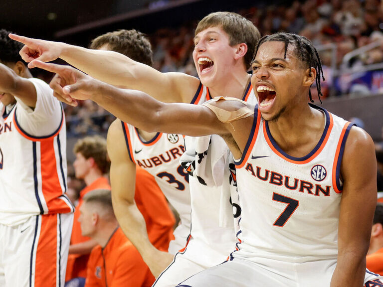 Hall scores 25 to lead No. 20 Auburn to win over Merrimack