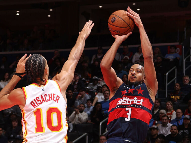 McCollum erupts for 46 vs. Hawks as Wizards snap 14-game slide