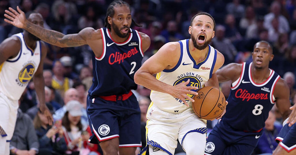 Butler, Curry provide 1-2 punch as Warriors beat Clippers, stay unbeaten at home