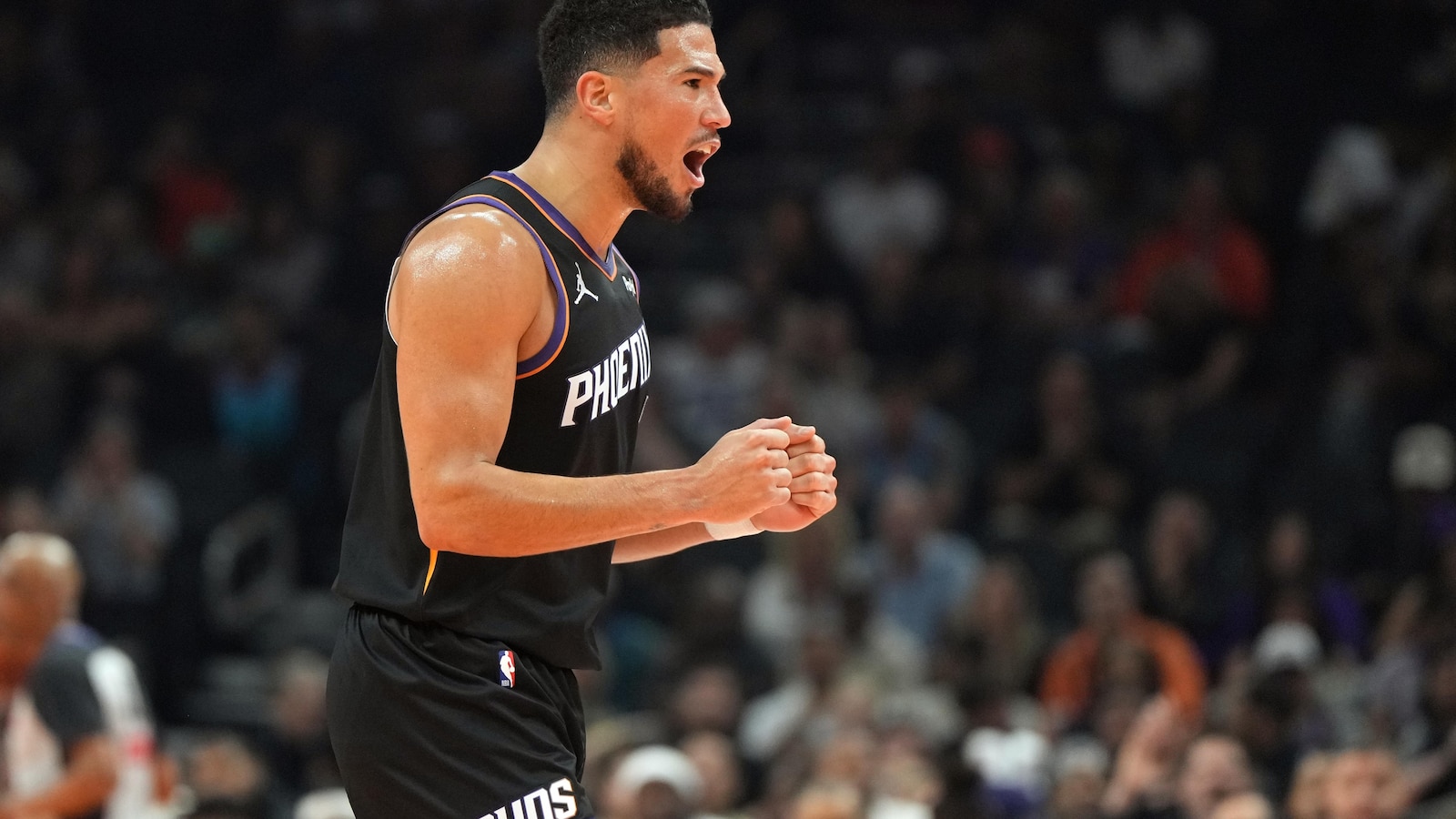 Booker scores 36 as Suns beat Jazz 118-96