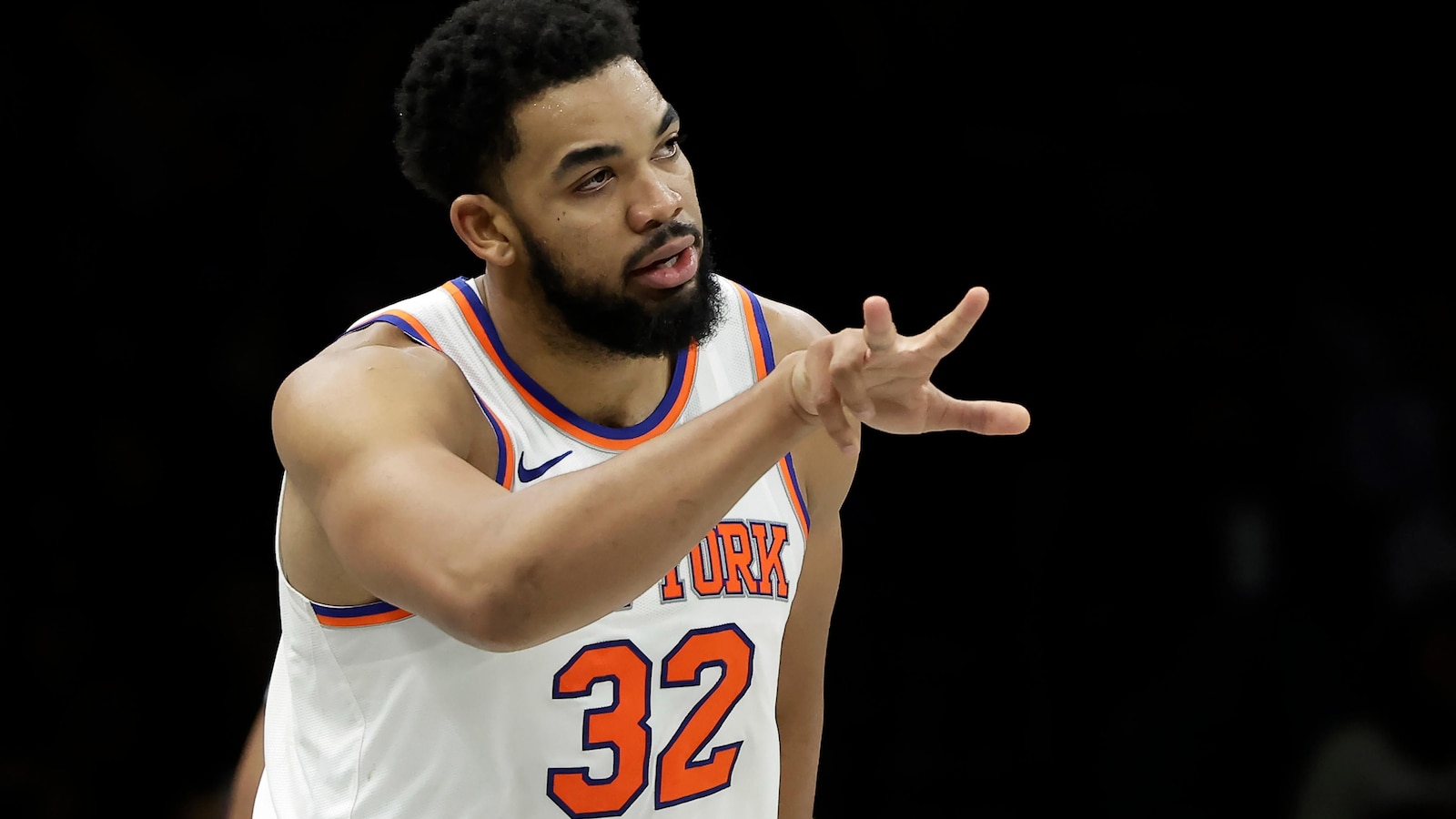 Knicks beat Nets 113-100 for 12th straight win over Brooklyn