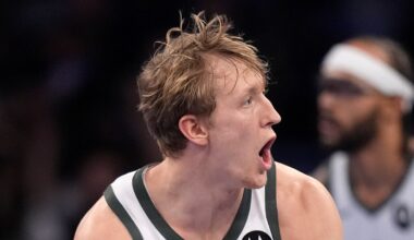 Milwaukee Bucks v New York Knicks