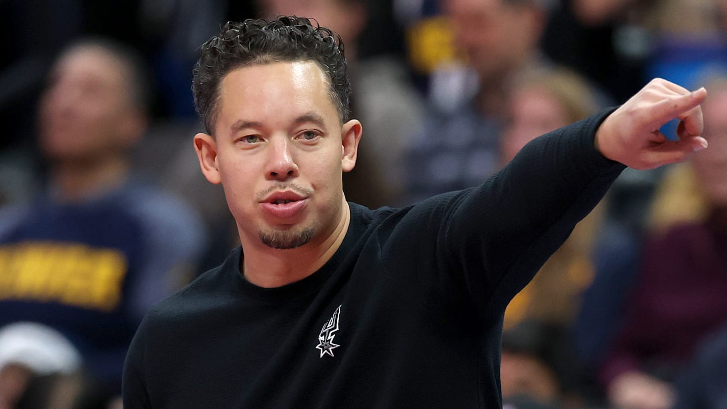 San Antonio Spurs v Denver Nuggets