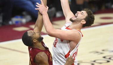 Houston Rockets Make Interesting Pick in Five-Year Re-Draft