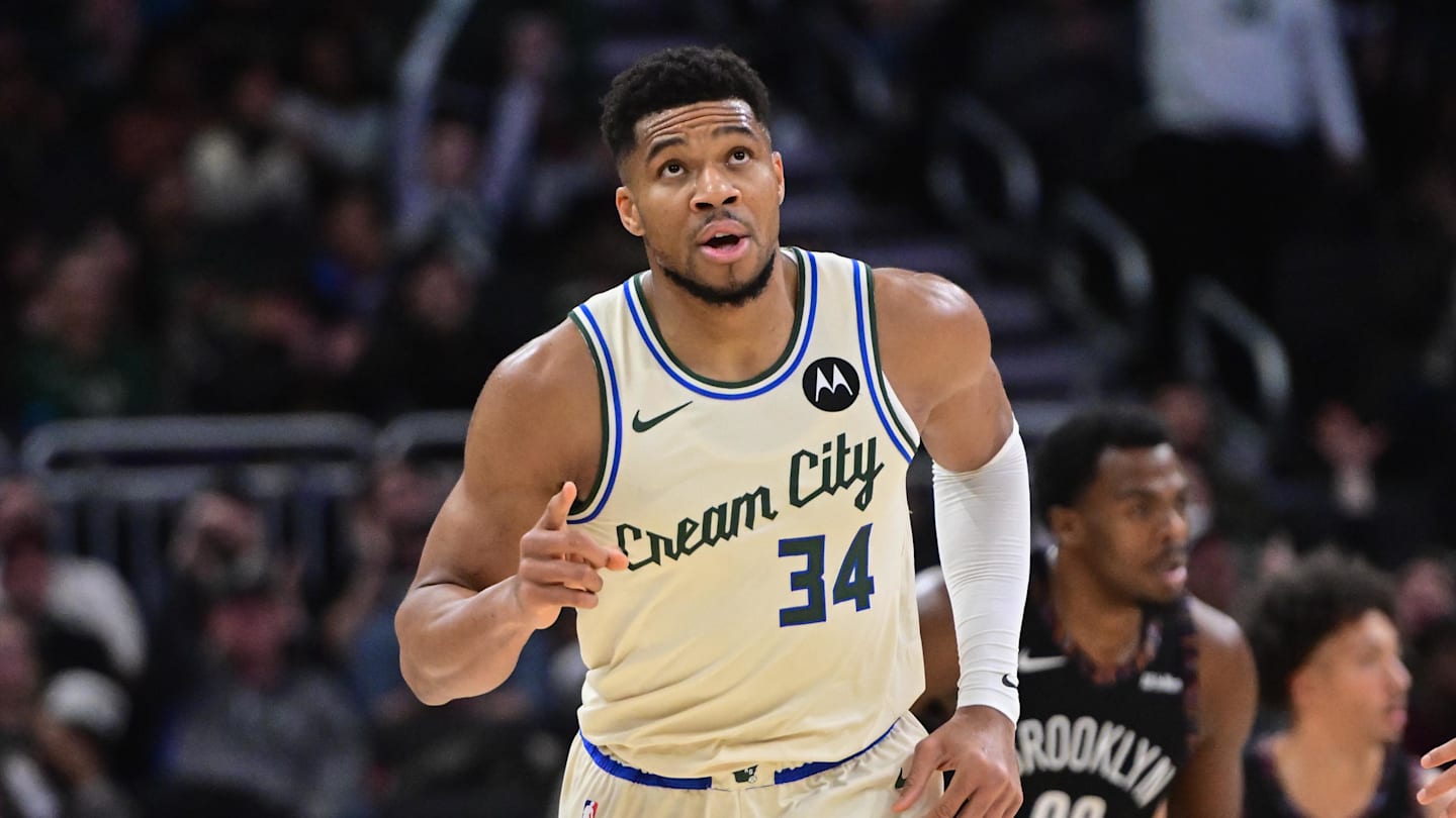 Is Giannis Antetokounmpo Playing Tonight? (Injury Update, Betting Impact Bucks-Wiz)