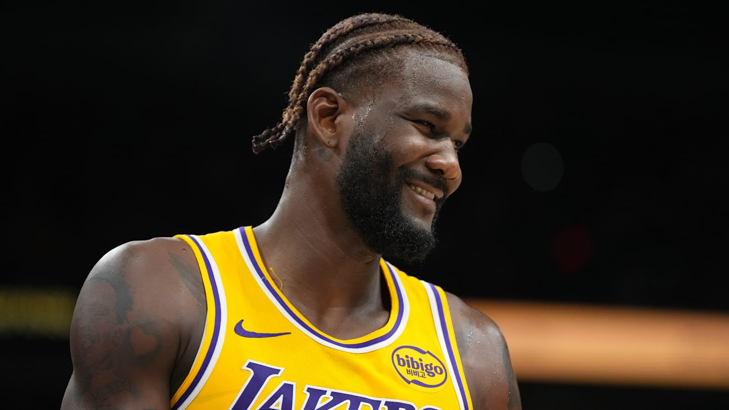 Los Angeles Lakers v Phoenix Suns