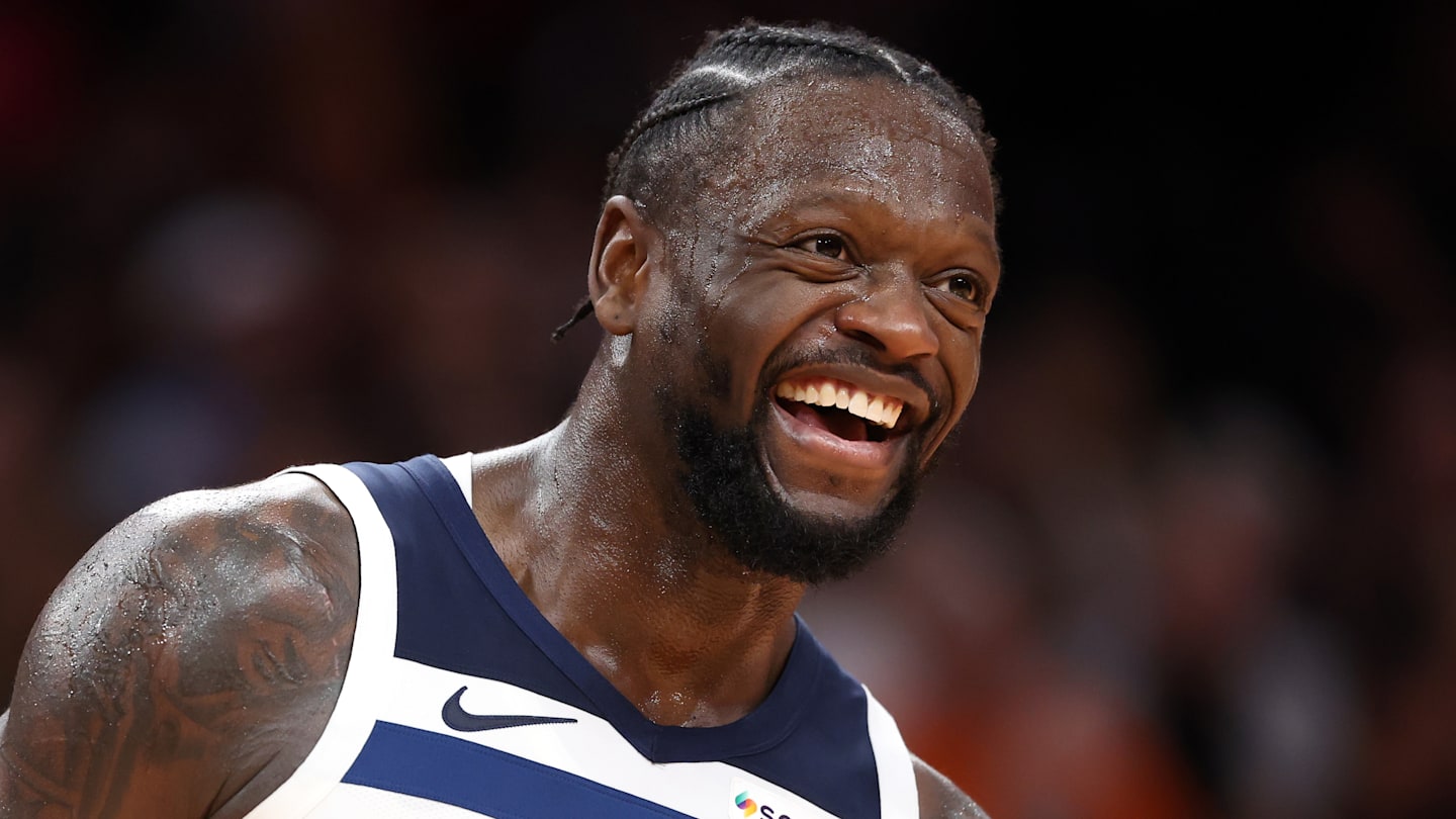 Minnesota TImberwolves v Phoenix Suns