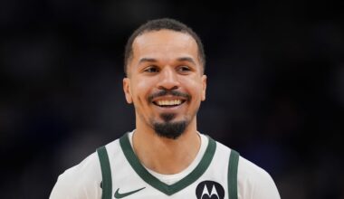 Portland Trail Blazers v Milwaukee Bucks