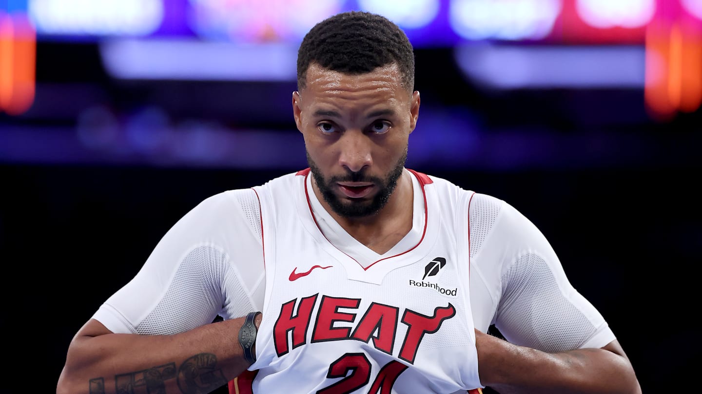 Miami Heat v New York Knicks