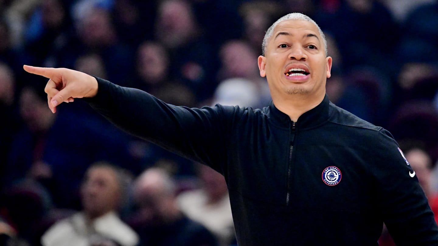 James Harden's Second-Half Benching vs. Heat Speaks Volumes About Clippers' 5-16 Start