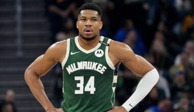 Milwaukee Bucks v Golden State Warriors