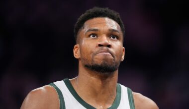 New York Knicks v Milwaukee Bucks