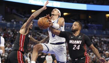 Playing status of multiple stars revealed