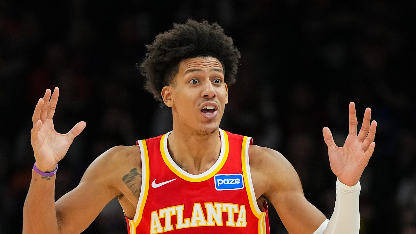 Atlanta Hawks v Phoenix Suns