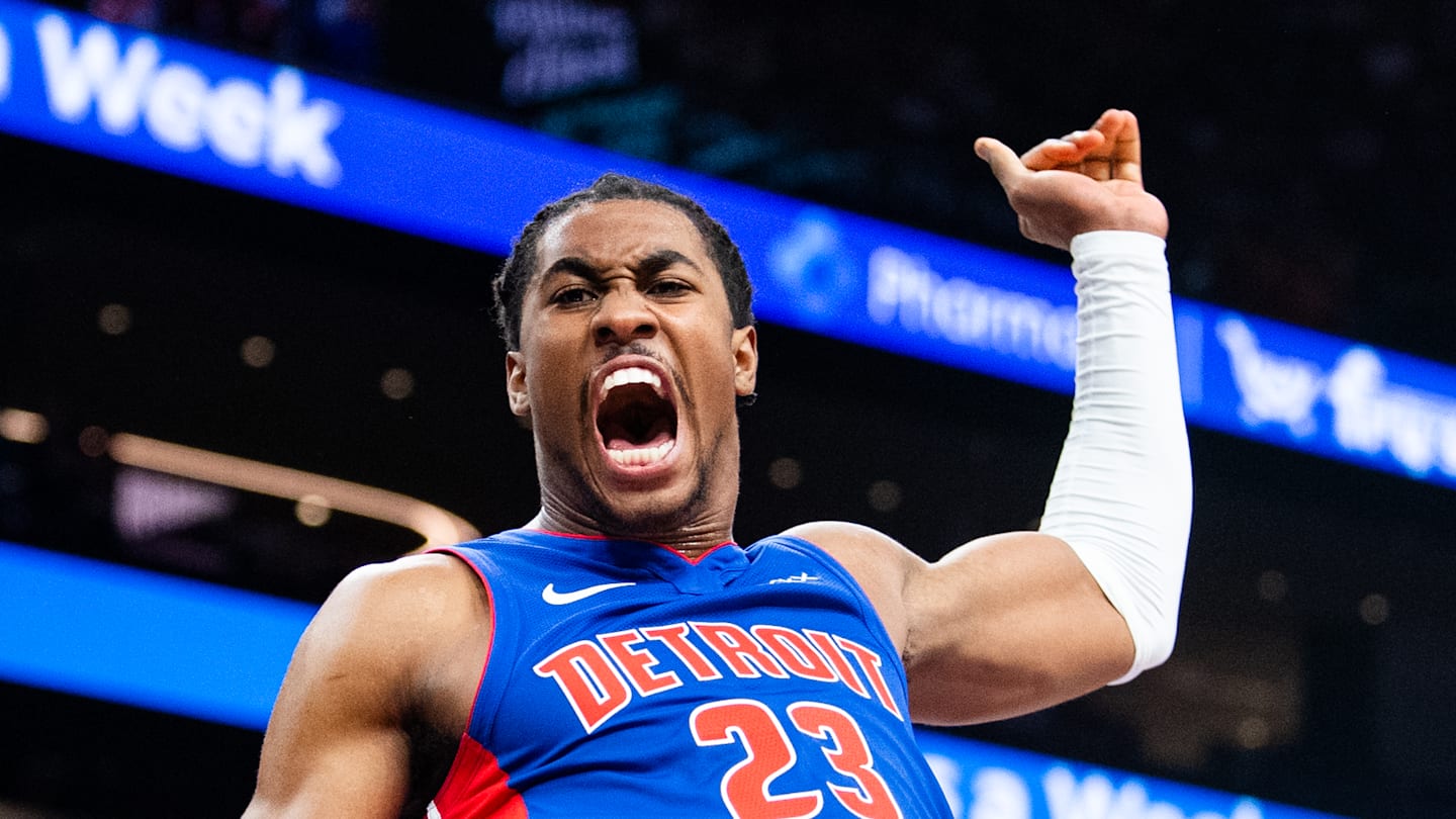 Detroit Pistons v Phoenix Suns