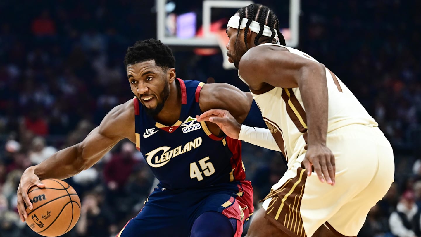 Cavaliers lack momentum as they lose to the Warriors