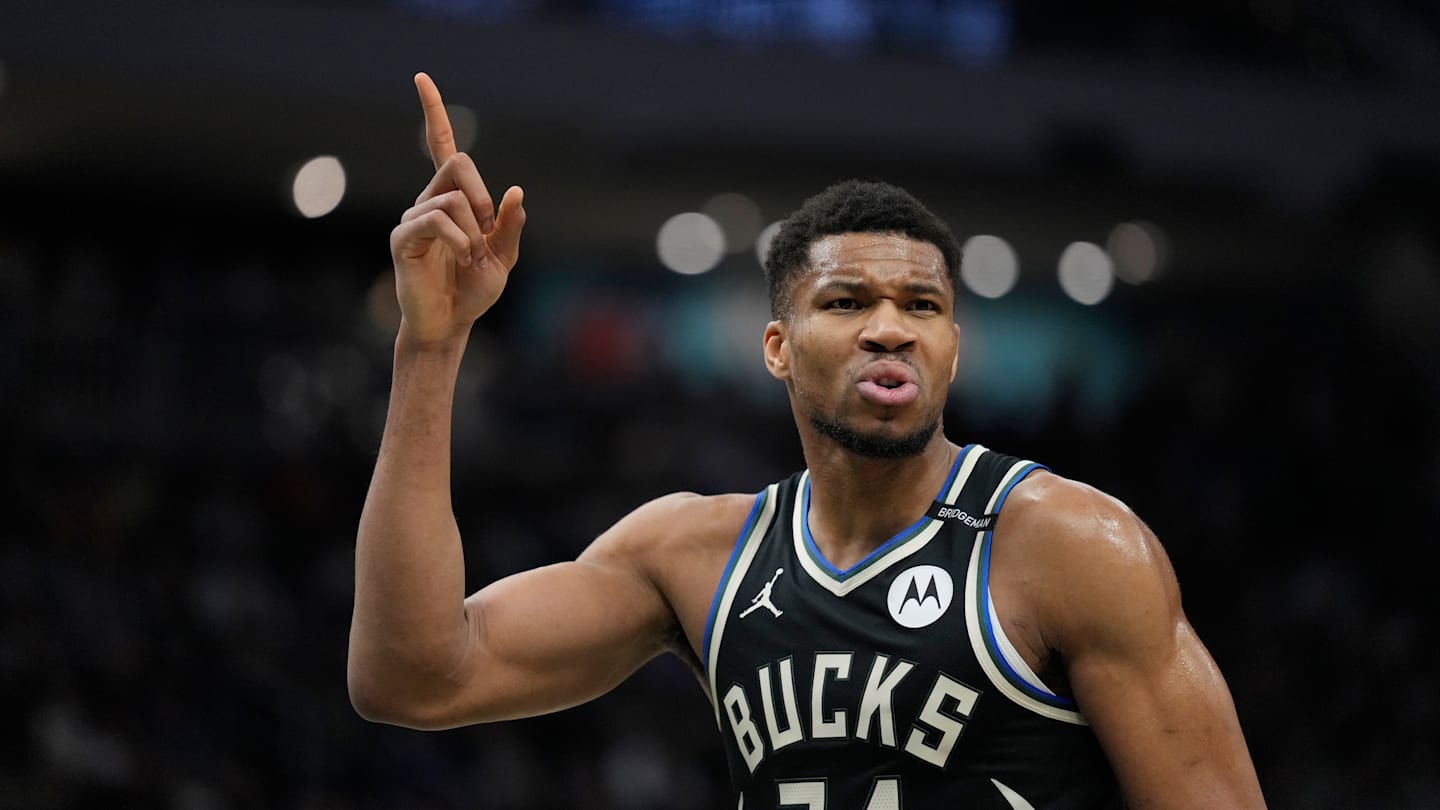 Giannis Antetokounmpo, Milwaukee Bucks