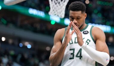 Houston Rockets v Milwaukee Bucks